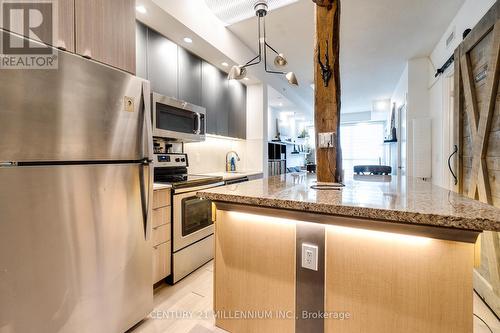 215 - 5240 Dundas Street, Burlington, ON - Indoor Photo Showing Kitchen With Stainless Steel Kitchen With Upgraded Kitchen