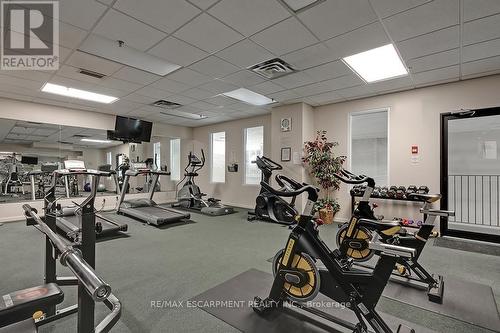 1001 - 415 Locust Street, Burlington, ON - Indoor Photo Showing Gym Room