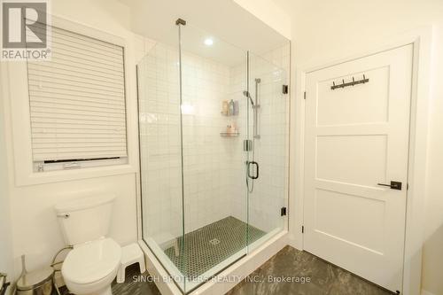 207 Gibbons Street, Norfolk, ON - Indoor Photo Showing Bathroom