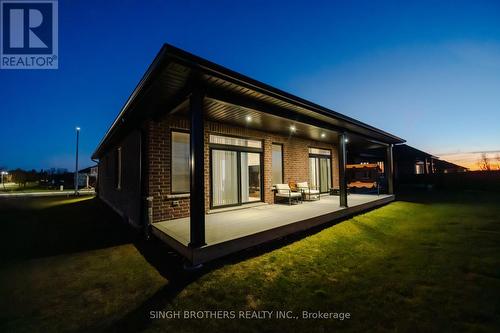 207 Gibbons Street, Norfolk, ON - Outdoor With Deck Patio Veranda