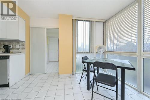 View of dining room - 305 Webb Drive Unit# 308, Mississauga, ON 