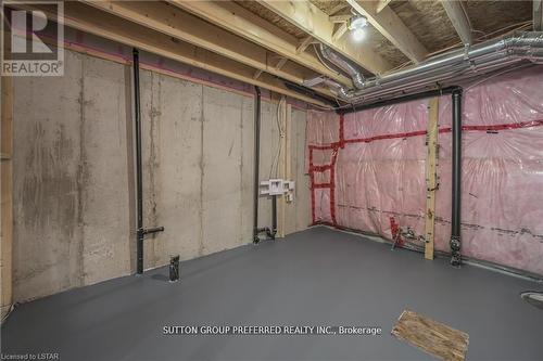 359 Kennington Way, London, ON - Indoor Photo Showing Basement