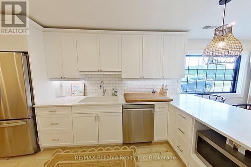 31 Glass Street, Bluewater (Bayfield), ON - Indoor Photo Showing Kitchen With Stainless Steel Kitchen