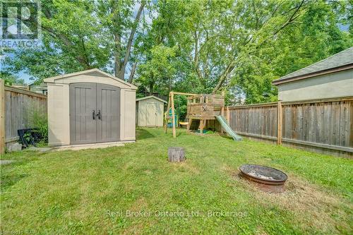 42 Mccormick Street, Welland (769 - Prince Charles), ON - Outdoor With Backyard