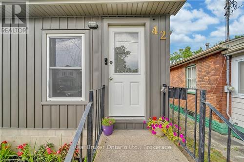 42 Mccormick Street, Welland (769 - Prince Charles), ON - Outdoor With Exterior