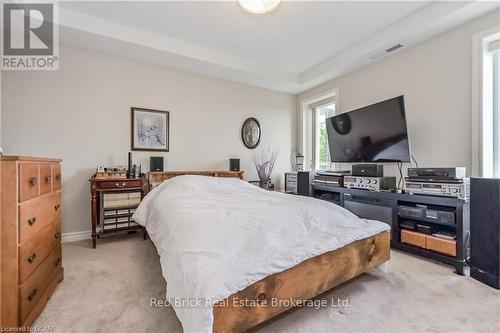 207 - 6492 Gerrie Road, Centre Wellington (Elora/Salem), ON - Indoor Photo Showing Bedroom