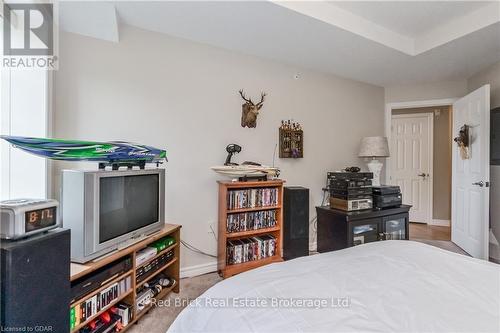 207 - 6492 Gerrie Road, Centre Wellington (Elora/Salem), ON - Indoor Photo Showing Bedroom