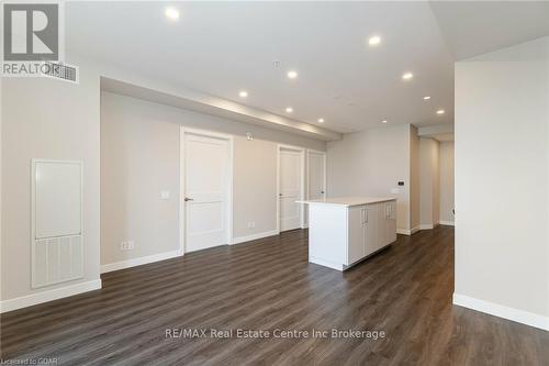 1411 - 15 Queen Street S, Hamilton (Strathcona), ON - Indoor