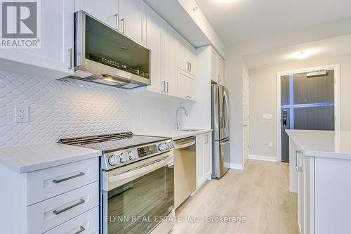 401 - 490 Gordon Krantz Avenue, Milton, ON - Indoor Photo Showing Kitchen With Stainless Steel Kitchen With Upgraded Kitchen