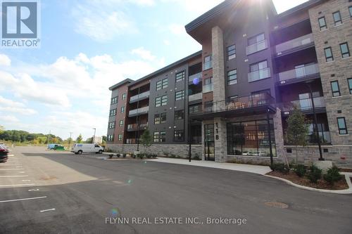 104 - 118 Summersides Boulevard, Pelham, ON - Outdoor With Balcony With Facade