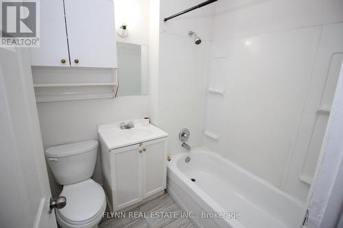 1 - 113 Russell Avenue, St. Catharines, ON - Indoor Photo Showing Bathroom