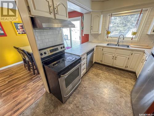 811 Soames Street, Indian Head, SK - Indoor Photo Showing Kitchen With Double Sink