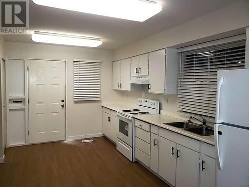 765-769 Ahbau Street, Prince George, BC - Indoor Photo Showing Kitchen With Double Sink