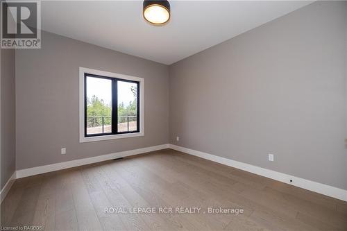 195 Boyd Lake Road, West Grey, ON - Indoor Photo Showing Other Room