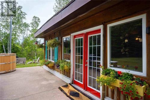 31 Montrose Street, South Bruce Peninsula, ON - Outdoor With Deck Patio Veranda With Exterior