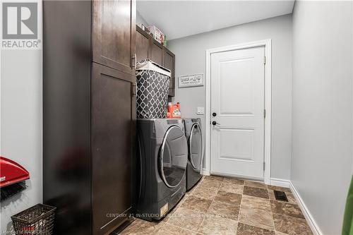 135 Confederation Drive, Chatsworth, ON - Indoor Photo Showing Laundry Room