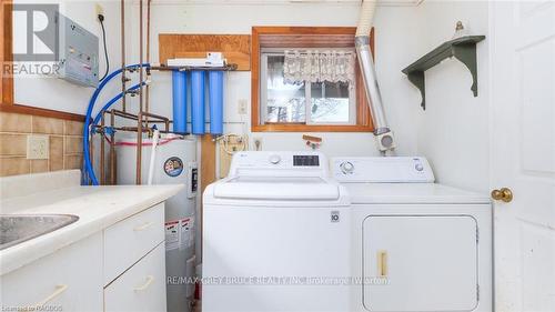 504791 Grey Road 1, Georgian Bluffs, ON - Indoor Photo Showing Laundry Room