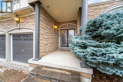 2 Hugo Road, Brampton, ON - Outdoor