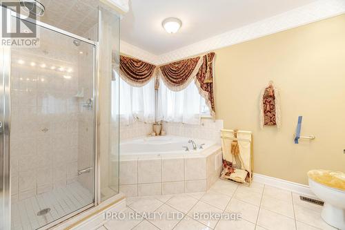 2 Hugo Road, Brampton, ON - Indoor Photo Showing Bathroom