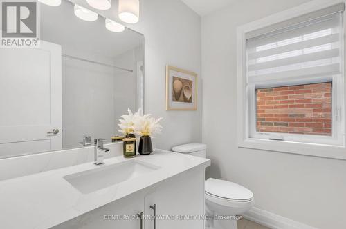 12 Fairhurst Street, Port Hope, ON - Indoor Photo Showing Bathroom