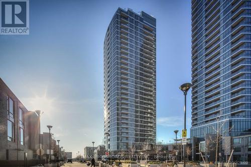 903 - 9 Valhalla Inn Road, Toronto, ON - Outdoor