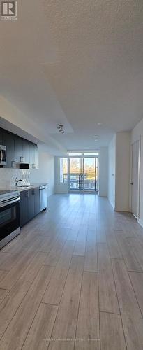 315 - 556 Marlee Avenue, Toronto, ON - Indoor Photo Showing Kitchen