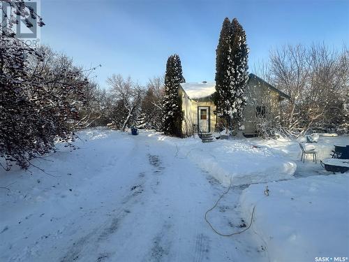 108 9Th Street E, Wynyard, SK - Outdoor