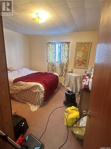 108 9Th Street E, Wynyard, SK - Indoor Photo Showing Bedroom