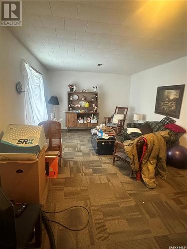 108 9Th Street E, Wynyard, SK - Indoor