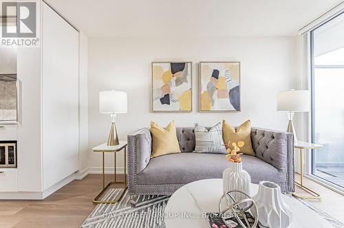 1807 - 85 Wood Street, Toronto, ON - Indoor Photo Showing Living Room