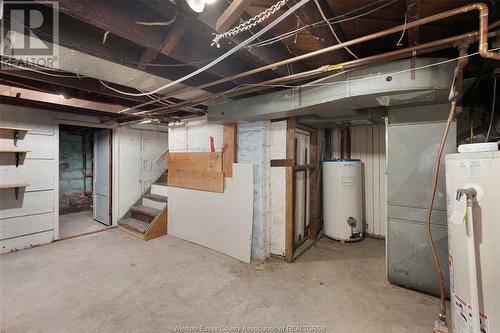 985 Lincoln, Windsor, ON - Indoor Photo Showing Basement