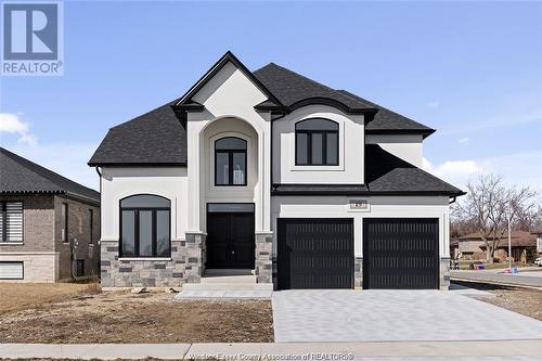 19 Belleview Drive, Kingsville, ON - Outdoor With Facade