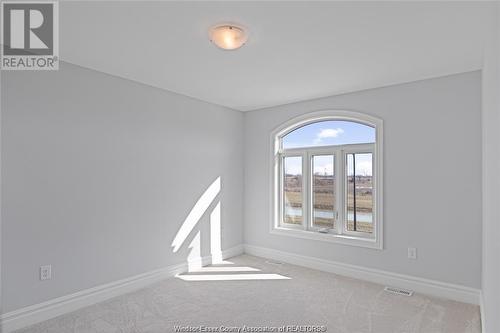 19 Belleview Drive, Kingsville, ON - Indoor Photo Showing Other Room