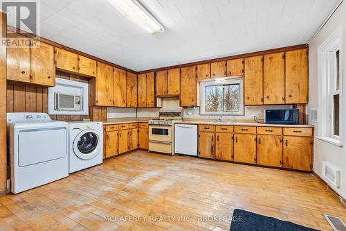 338 Burridge Road E, South Frontenac (Frontenac South), ON - Indoor Photo Showing Laundry Room