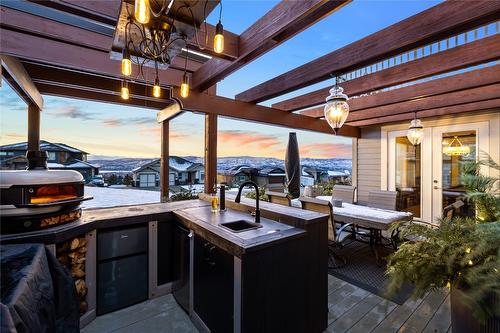 1169 Bellagio Avenue, Kelowna, BC - Outdoor With Exterior