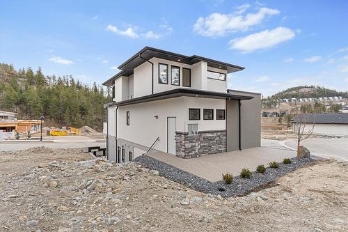 3462 Hilltown Close, Kelowna, BC - Outdoor