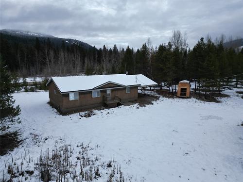 5385 Highway 33, Beaverdell, BC - Outdoor