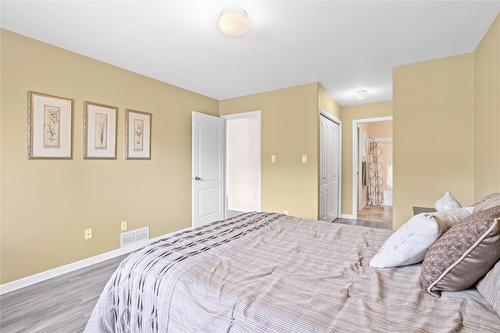 2-2675 Pine Avenue, Lumby, BC - Indoor Photo Showing Bedroom