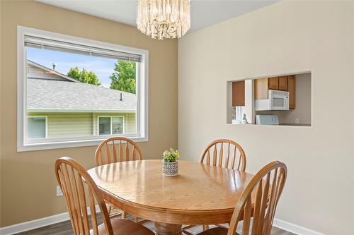 2-2675 Pine Avenue, Lumby, BC - Indoor Photo Showing Dining Room