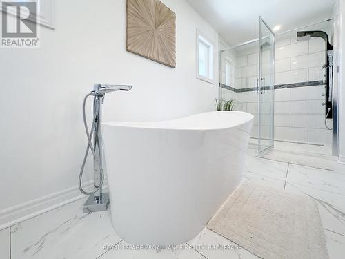 3613 Battersea Road, South Frontenac (Frontenac South), ON - Indoor Photo Showing Bathroom