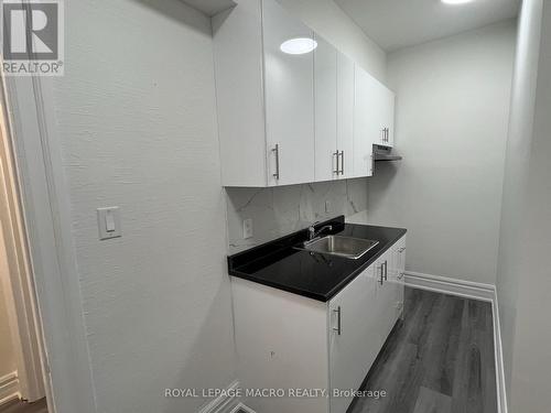 1 - 660 Main Street, Hamilton, ON - Indoor Photo Showing Kitchen