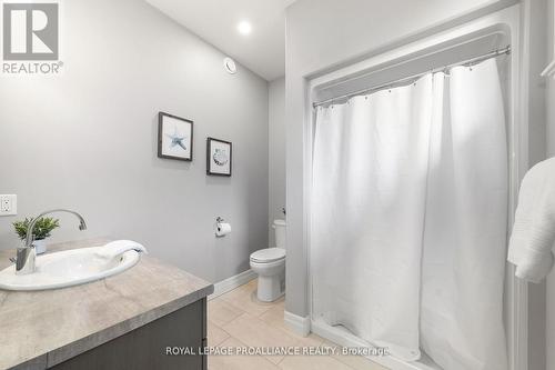 132 Cherrywood Parkway, Greater Napanee, ON - Indoor Photo Showing Bathroom