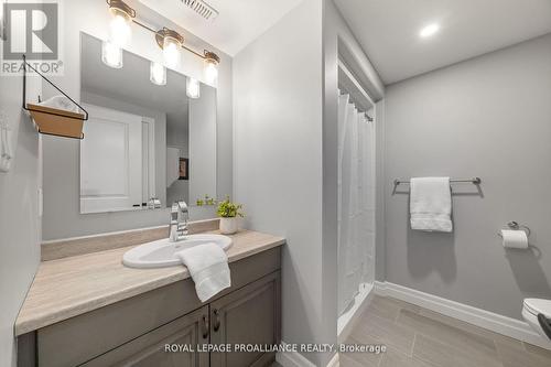 132 Cherrywood Parkway, Greater Napanee, ON - Indoor Photo Showing Bathroom