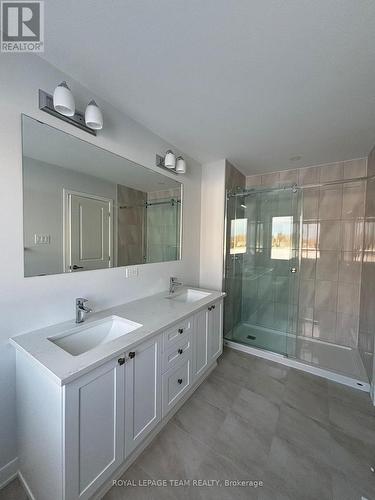 420 Meynell Street, Ottawa, ON - Indoor Photo Showing Bathroom