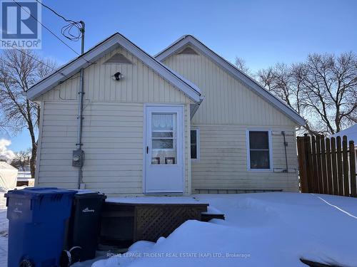 24 Aurora Avenue, Kapuskasing, ON - Outdoor With Exterior