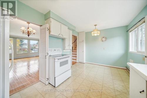 1499 Seaview Drive, Mississauga (Clarkson), ON - Indoor Photo Showing Kitchen