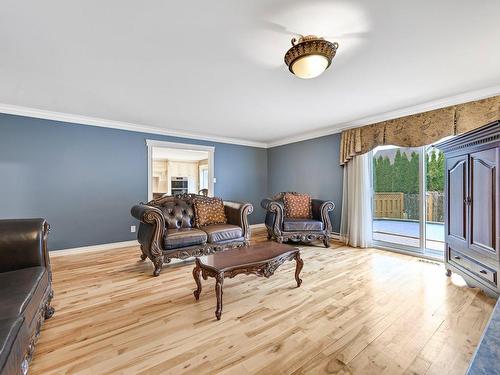 Living room - 16 Rue Des Légendes, Saint-Jean-Sur-Richelieu, QC - Indoor Photo Showing Living Room