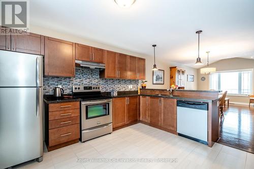 7 Sheppard Drive, Tay (Victoria Harbour), ON - Indoor Photo Showing Kitchen