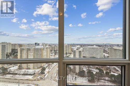 2003 - 30 Elm Drive W, Mississauga, ON -  Photo Showing Other Room