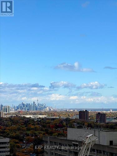 2003 - 30 Elm Drive W, Mississauga, ON - Outdoor With View